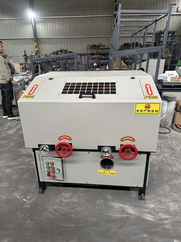 آلة تلميع مستديرة خارجية آلة تلميع وطحن السطح الخارجي للأنابيب معدات تلميع الأنابيب المعدنية